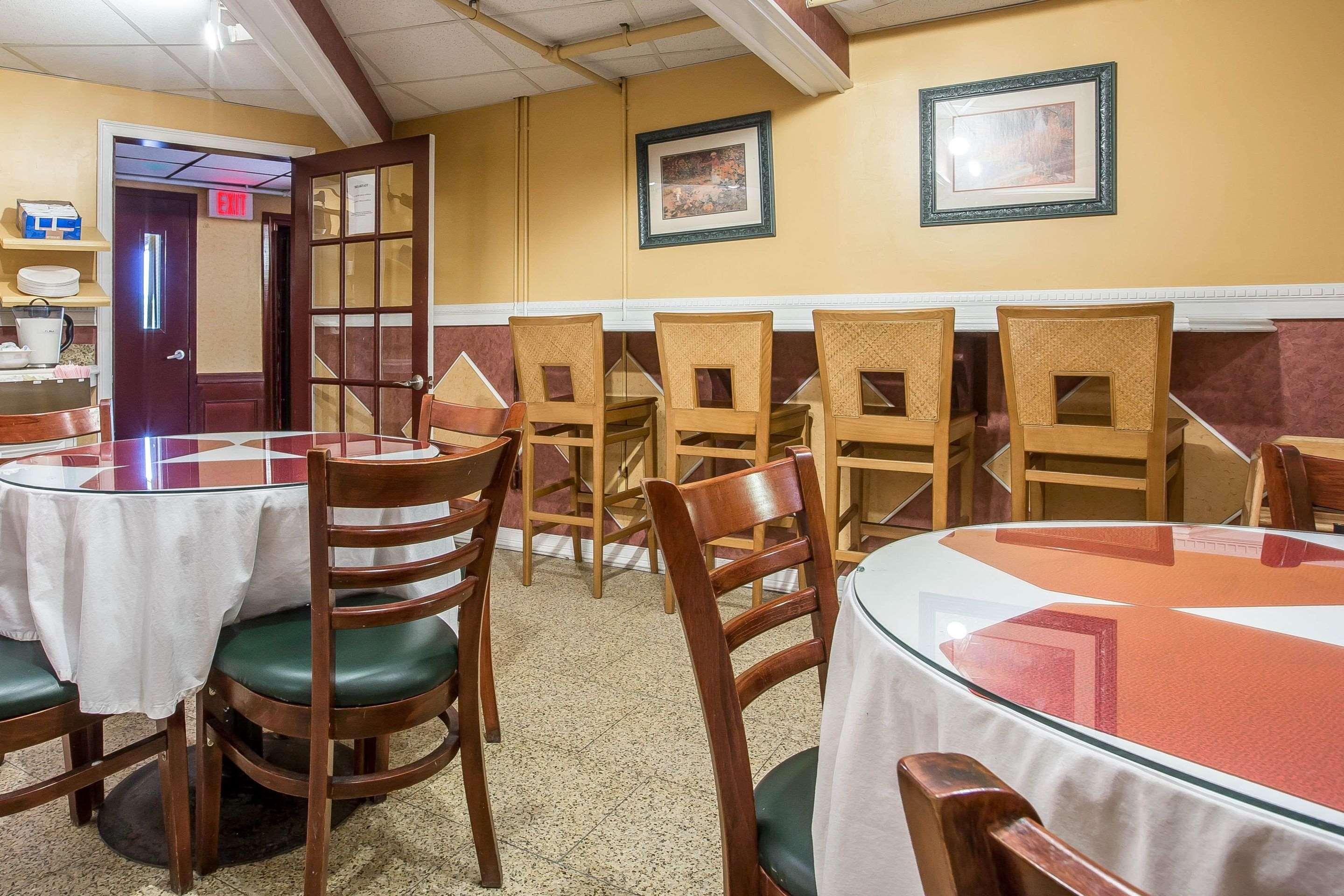 Econo Lodge Montpelier I-89 Luaran gambar